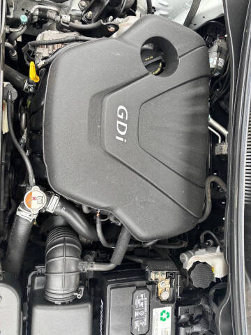 2017 Hyundai Veloster Value Edition