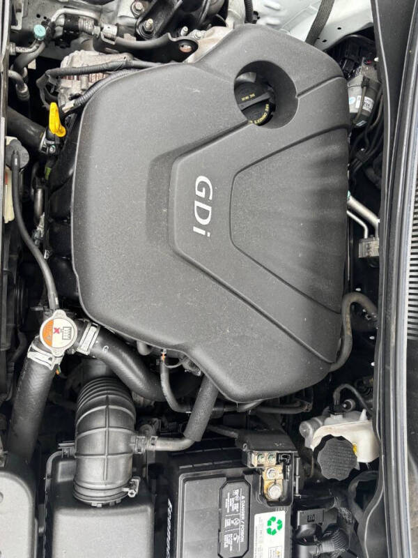 2017 Hyundai Veloster Value Edition