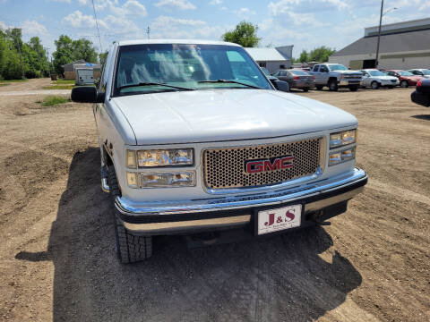 1998 GMC Sierra 1500 for sale at J & S Auto Sales in Thompson ND