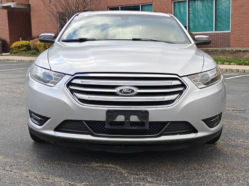 2014 Ford Taurus Limited