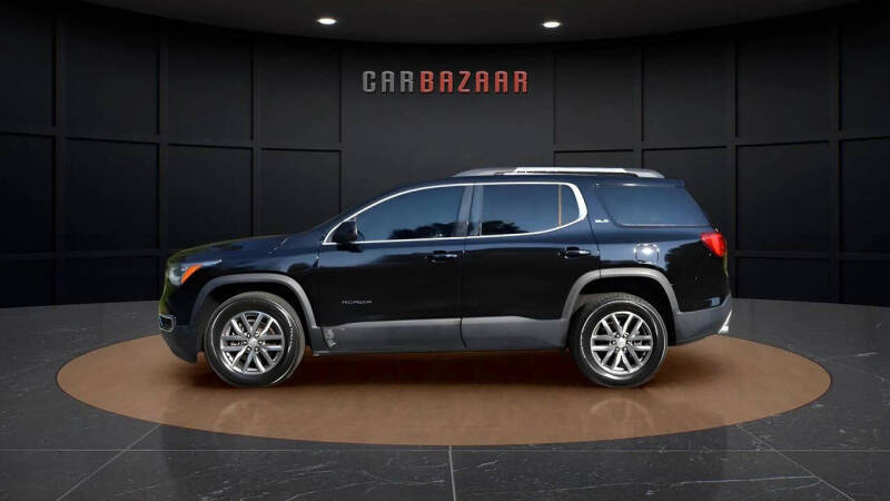 2017 GMC Acadia SLE-2
