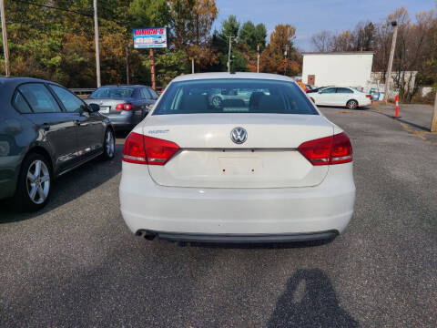 2013 Volkswagen Passat S PZEV