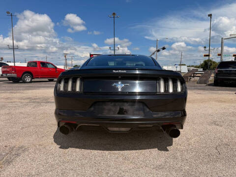 2016 Ford Mustang V6