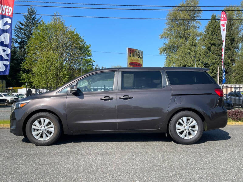2017 Kia Sedona LX