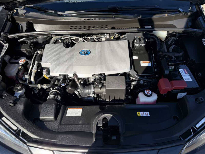 2021 Toyota Prius L Eco