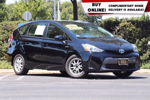 2017 Toyota Prius v Two