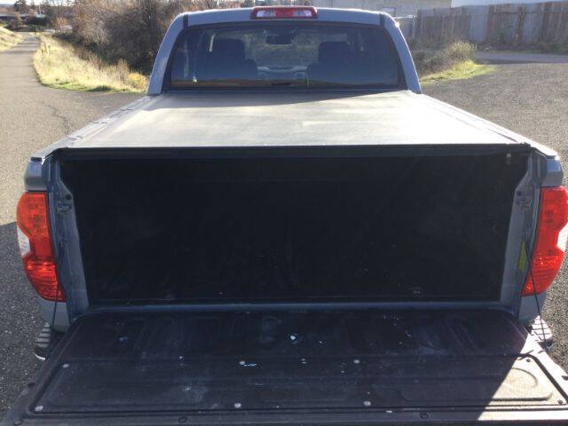 2018 Toyota Tundra SR5