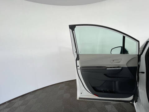 2023 Toyota Sienna LE 8-Passenger