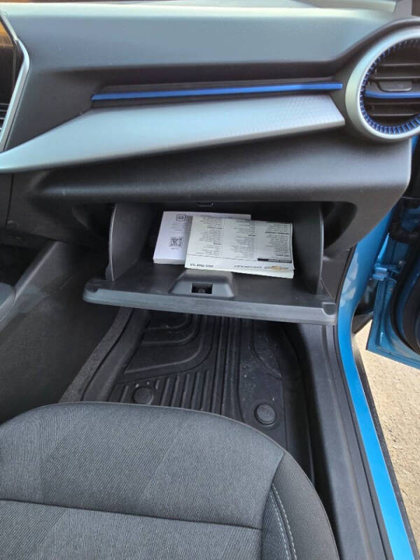2025 Chevrolet Trax LS