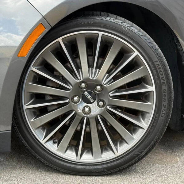 2016 Lincoln MKZ