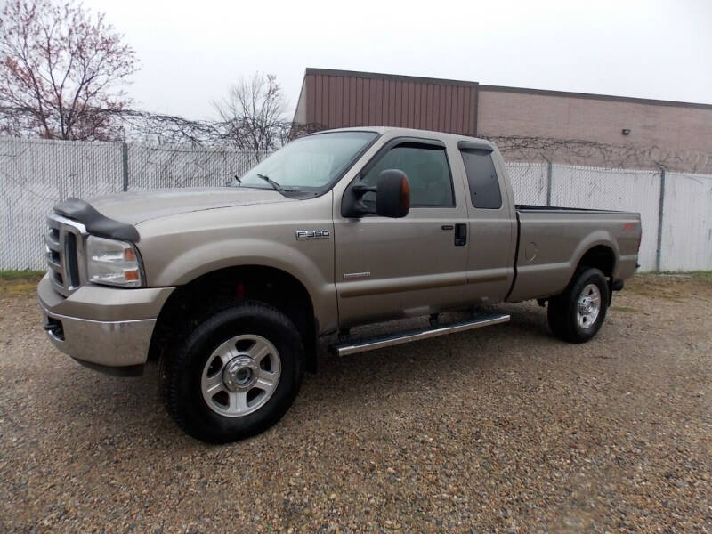 2005 Ford F-350 Super Duty for sale at Amazing Auto Center in Capitol Heights MD
