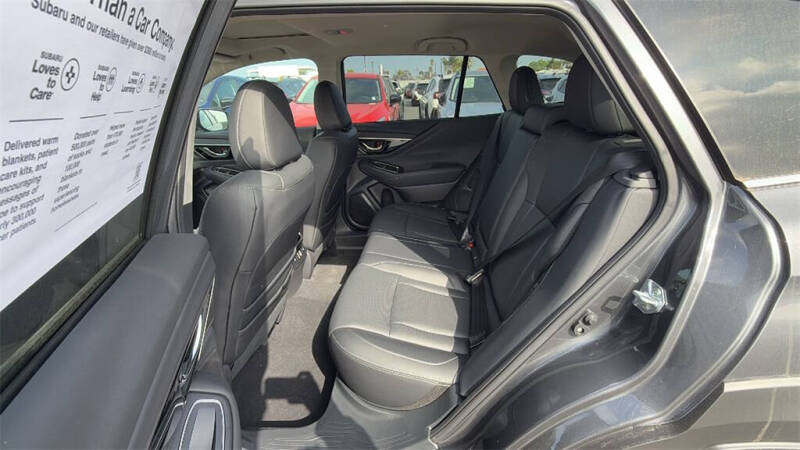 2025 Subaru Outback Touring XT