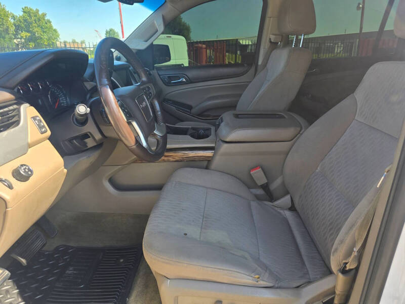 2015 GMC Yukon XL SLE