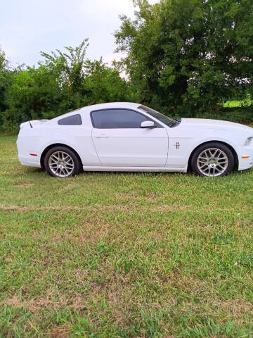 2014 Ford Mustang V6