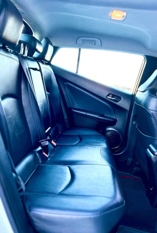 2017 Toyota Prius Four Touring