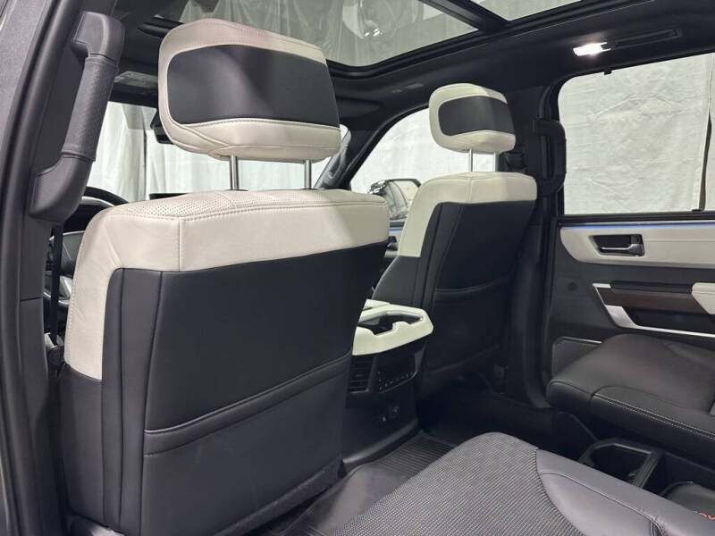 2024 Toyota Sequoia Capstone