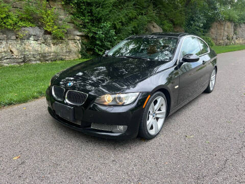 2007 BMW 3 Series for sale at Bogie's Motors in Saint Louis MO