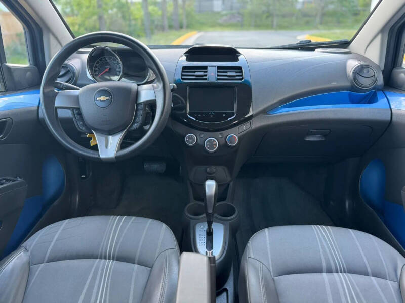 2013 Chevrolet Spark 1LT Auto