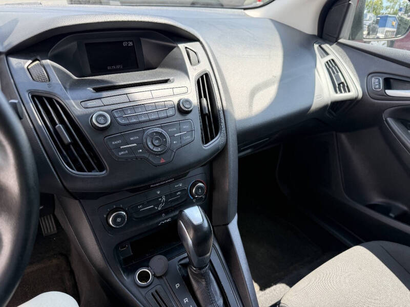 2015 Ford Focus SE