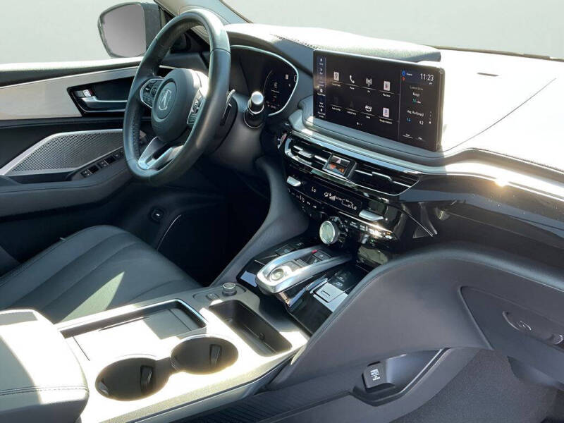 2025 Acura MDX