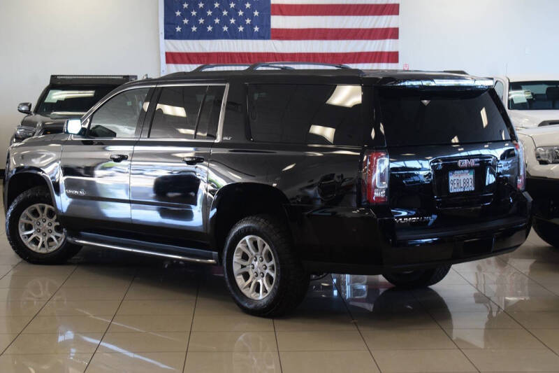 2018 GMC Yukon XL SLT
