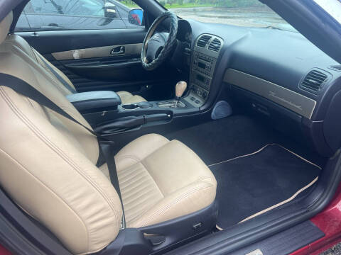 2004 Ford Thunderbird Deluxe