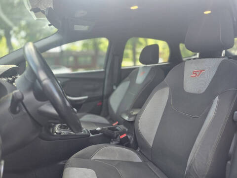 2017 Ford Focus ST