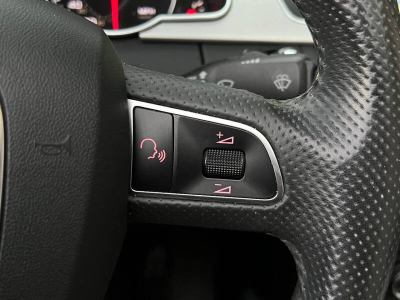 2010 Audi A5 2.0T quattro Premium Plus