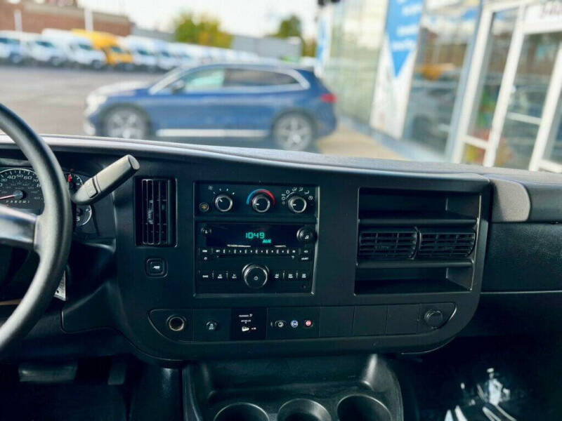 2013 Chevrolet Express LT 3500