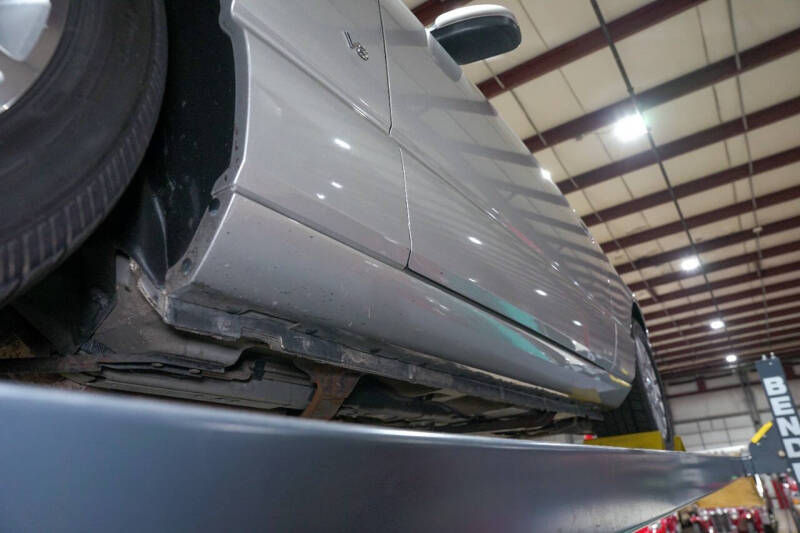 2004 Ford Thunderbird Deluxe