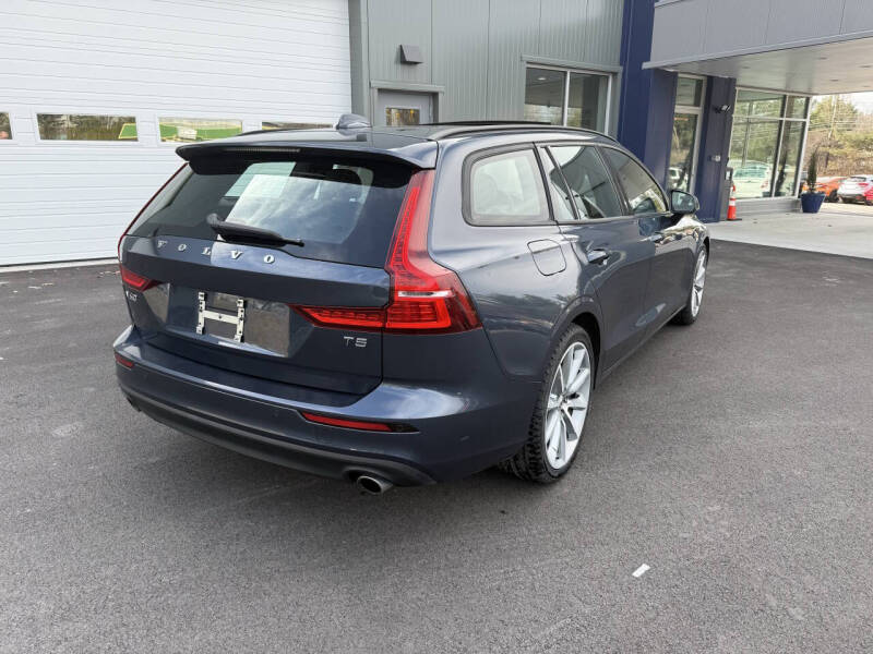 2020 Volvo V60 T5 Momentum