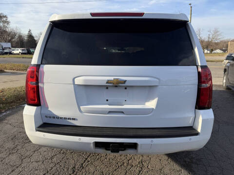 2017 Chevrolet Suburban LS