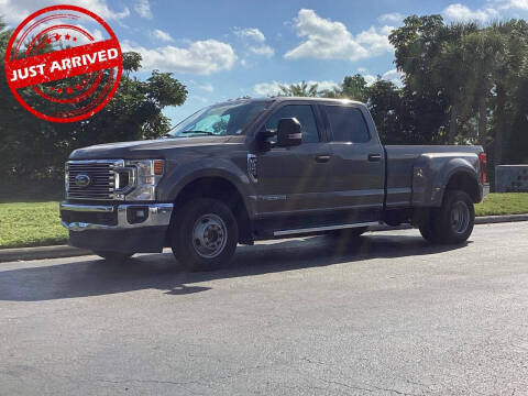 2022 Ford F-350 Super Duty XLT