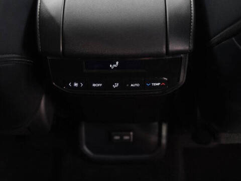 2024 Toyota Highlander Hybrid XLE