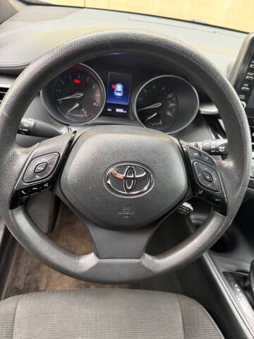 2019 Toyota C-HR XLE