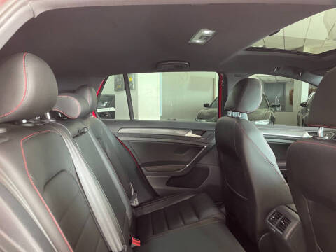 2020 Volkswagen Golf GTI Autobahn