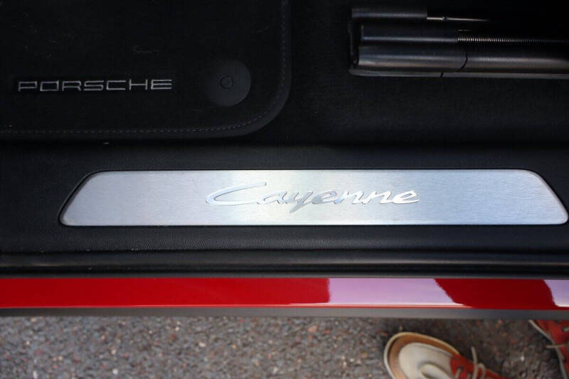 2025 Porsche Cayenne E-Hybrid