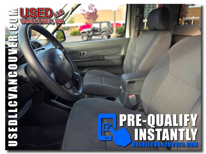 2004 Nissan Frontier XE