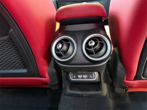 2022 Alfa Romeo Stelvio Veloce