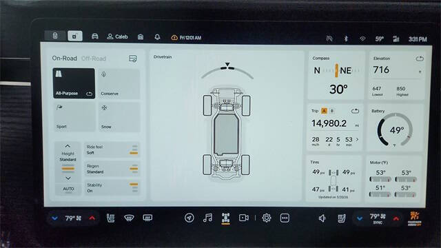 2024 Rivian R1S Adventure