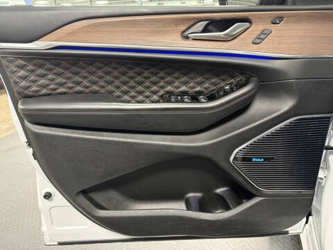 2022 Jeep Grand Cherokee Summit