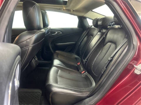 2015 Chrysler 200 C