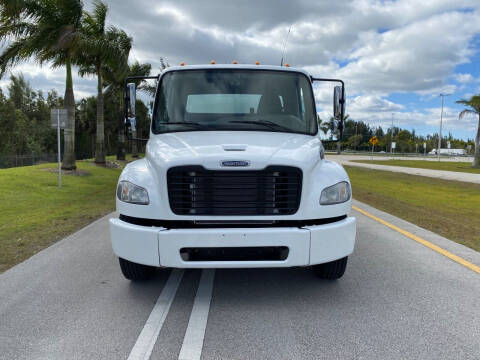 2015 Freightliner M2 106