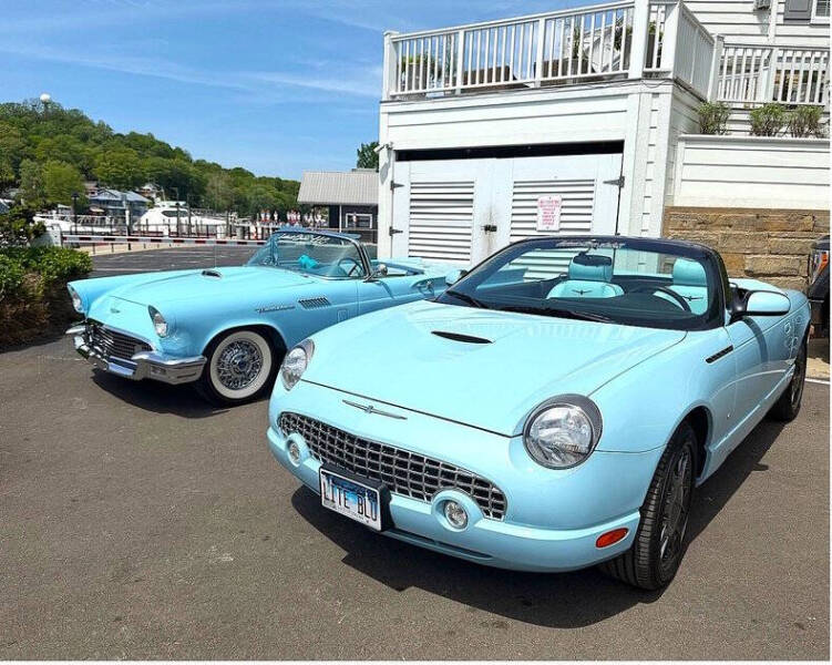 1957 Ford Thunderbird