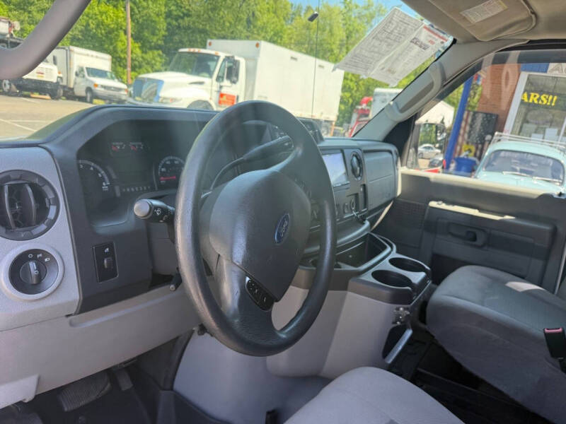 2014 Ford E-Series