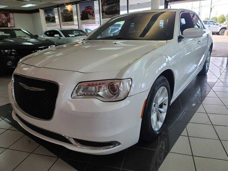 2015 Chrysler 300 Limited