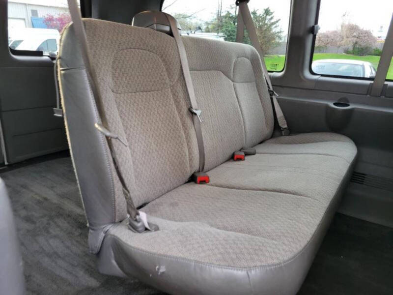 2016 Chevrolet Express LS 2500