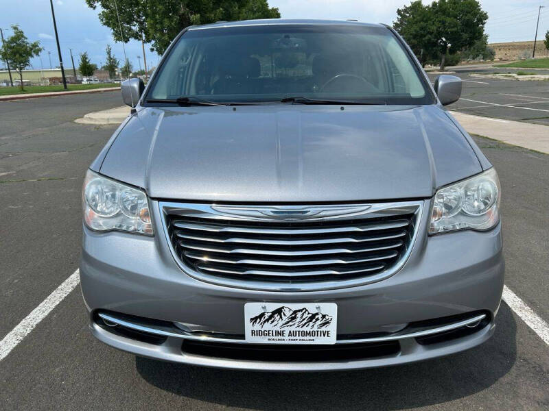 2014 Chrysler Town and Country Touring