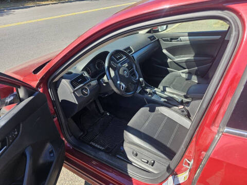 2015 Volkswagen Passat 1.8T SE