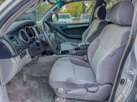 2004 Toyota 4Runner SR5